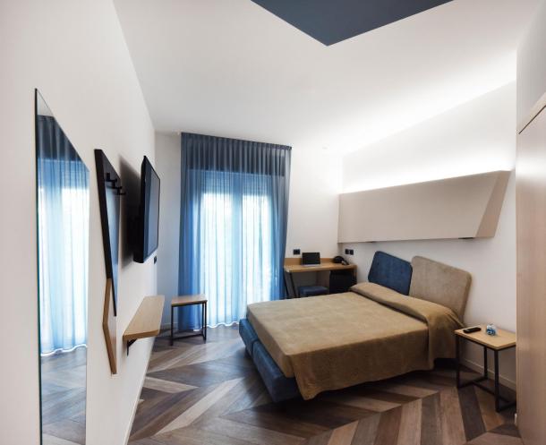 colorhotelrimini it camere 005