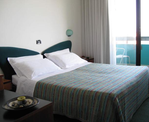 colorhotelrimini it hotel 007